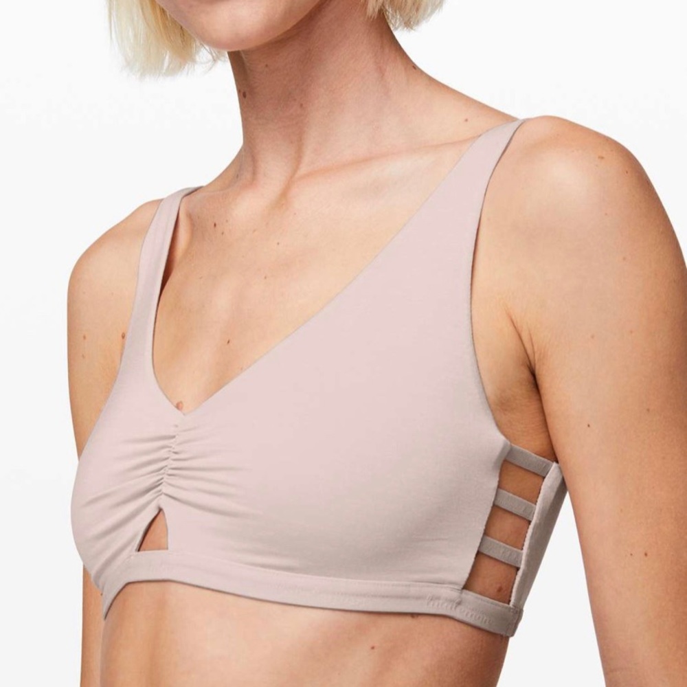 Lululemon Simply Gathered Bralette - Large - Pink